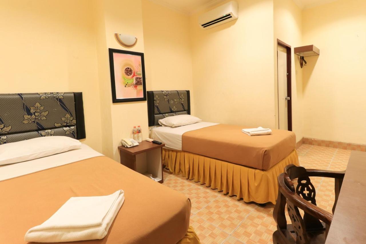 Al-Badar Hotel Syariah マカッサル エクステリア 写真