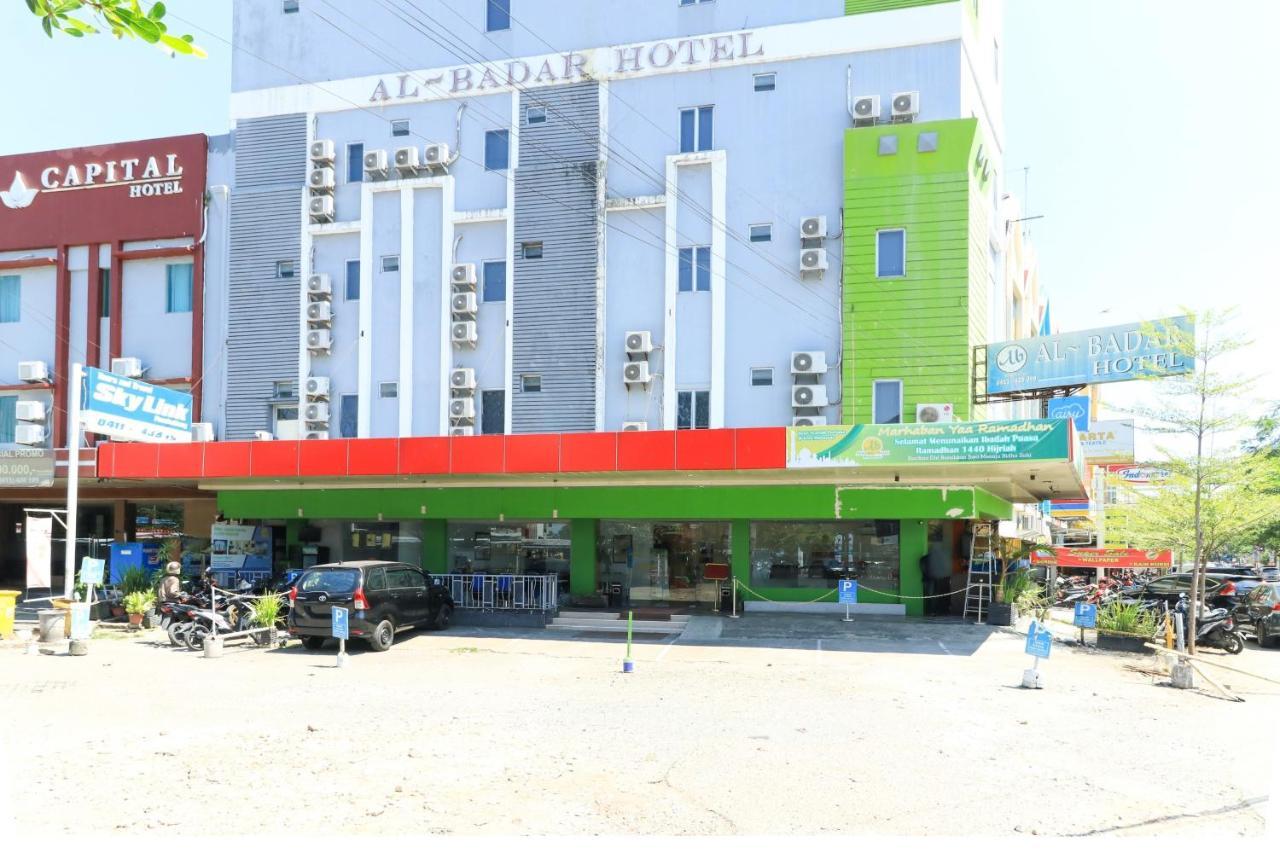 Al-Badar Hotel Syariah マカッサル エクステリア 写真
