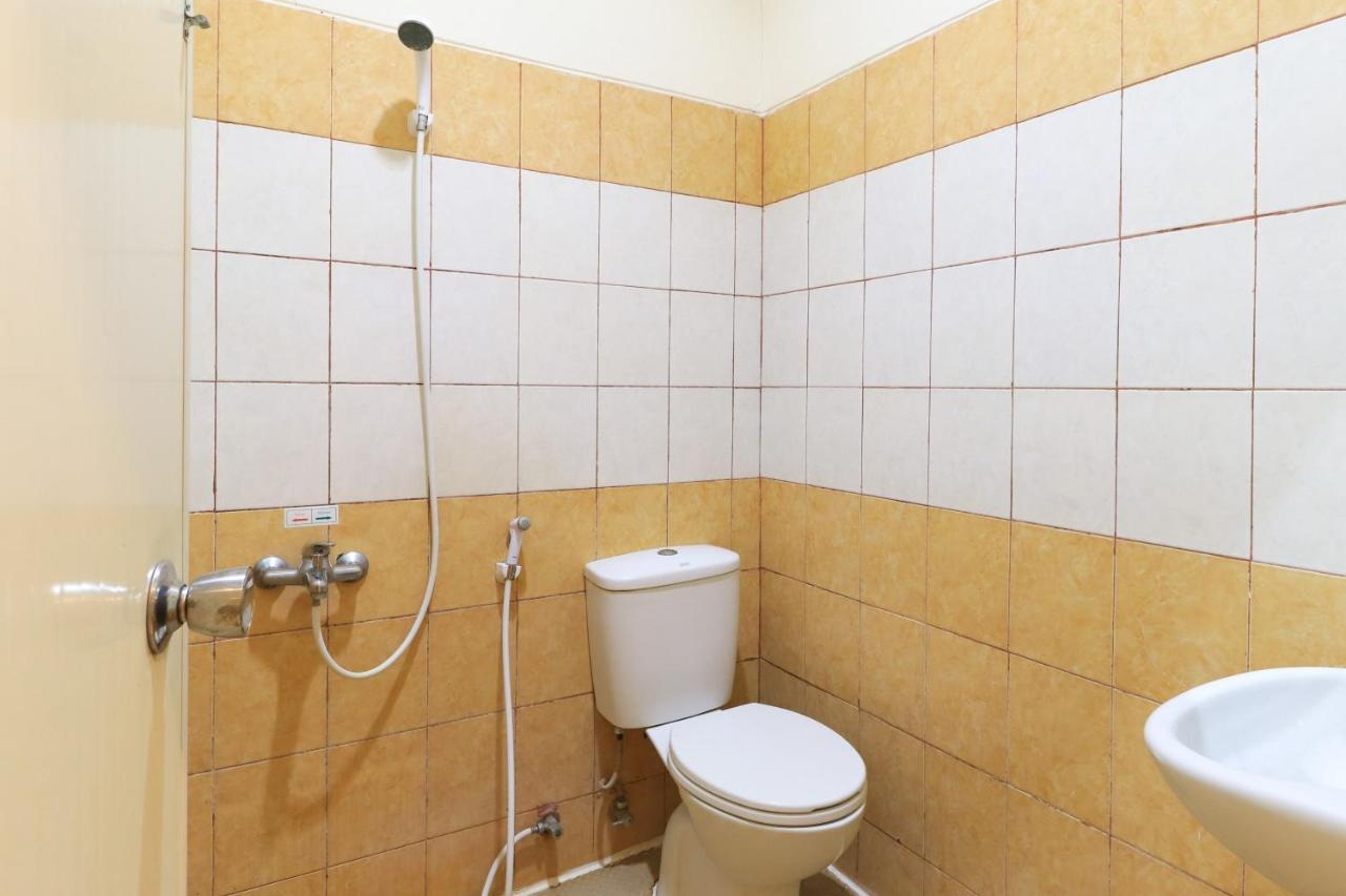 Al-Badar Hotel Syariah マカッサル エクステリア 写真