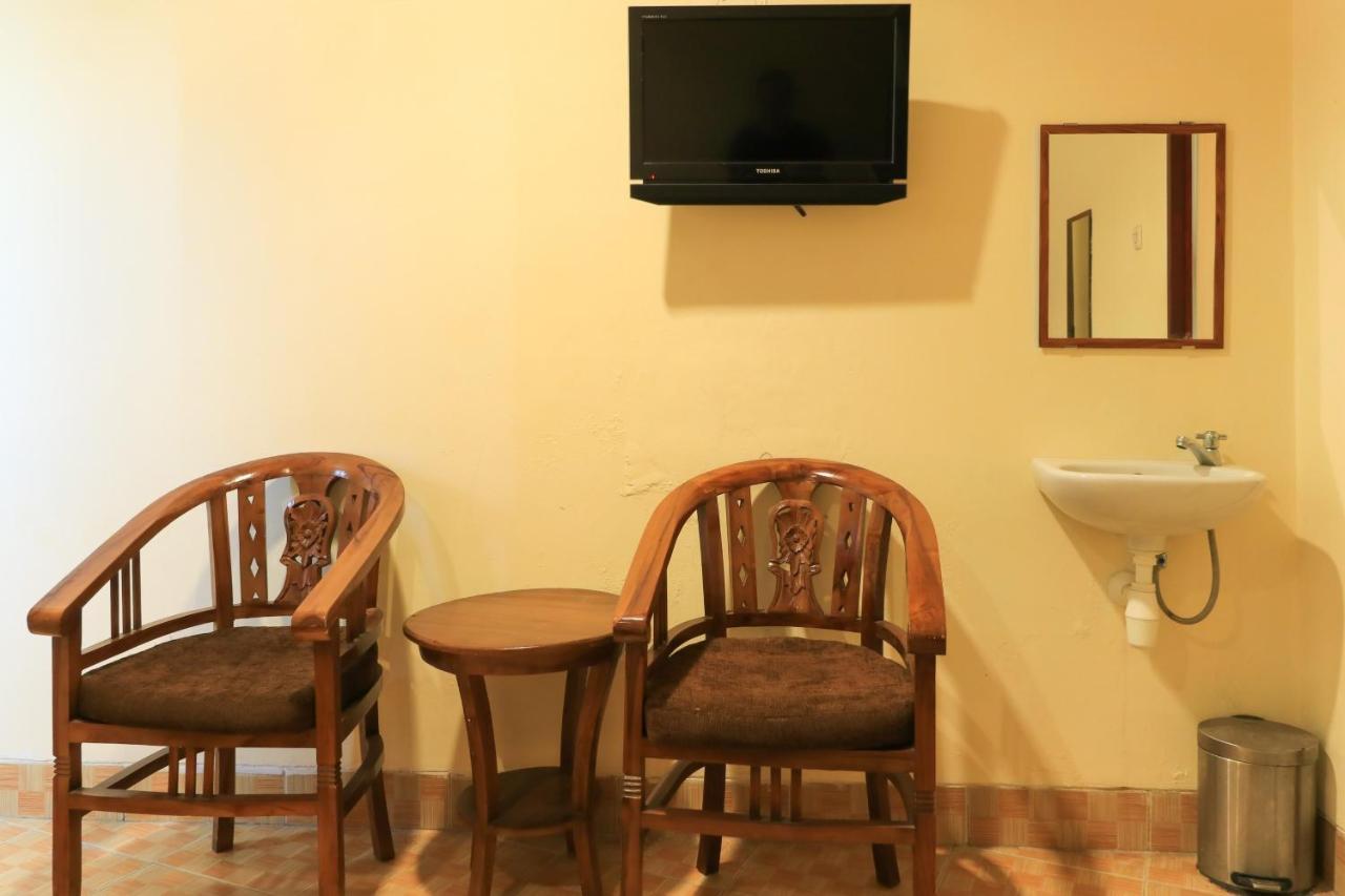Al-Badar Hotel Syariah マカッサル エクステリア 写真