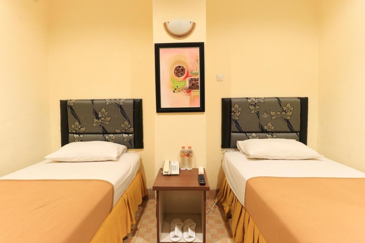 Al-Badar Hotel Syariah マカッサル エクステリア 写真