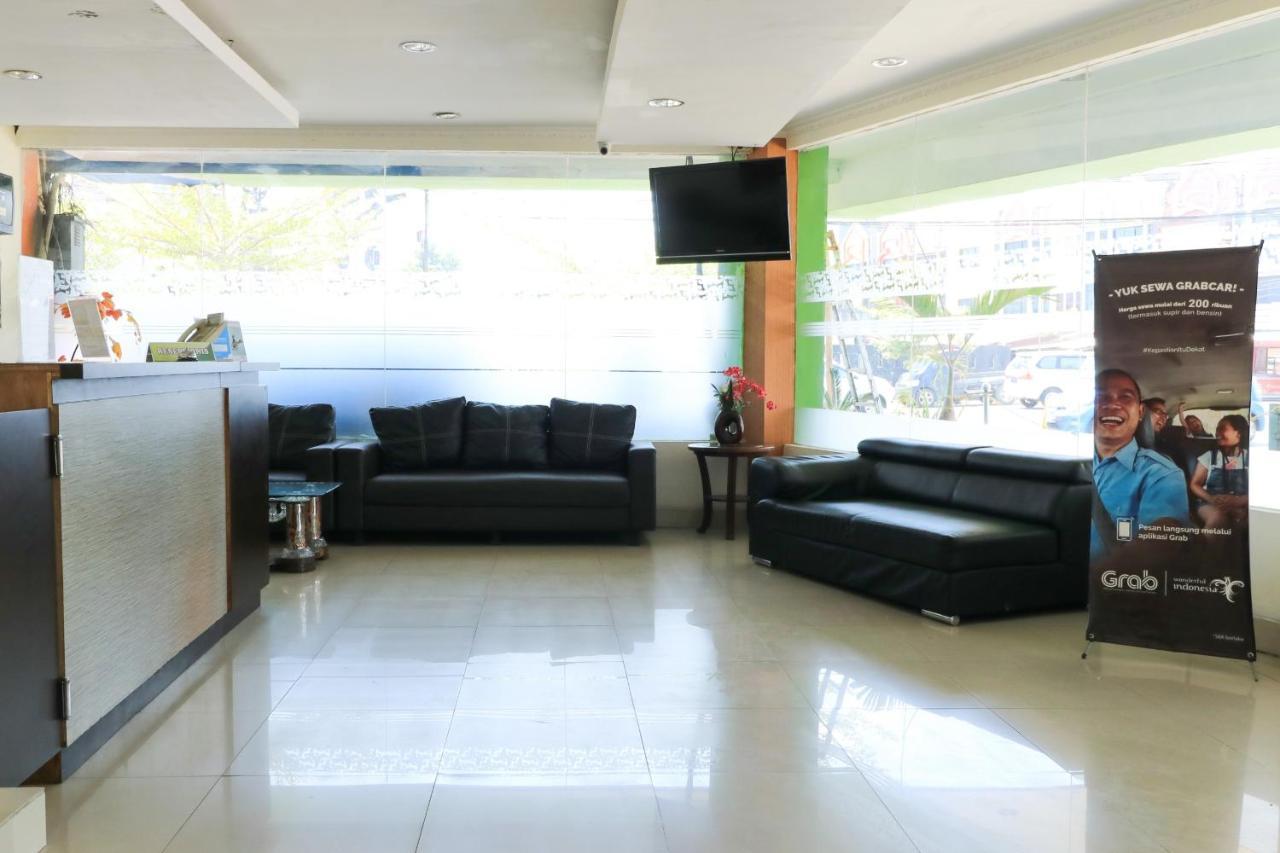 Al-Badar Hotel Syariah マカッサル エクステリア 写真