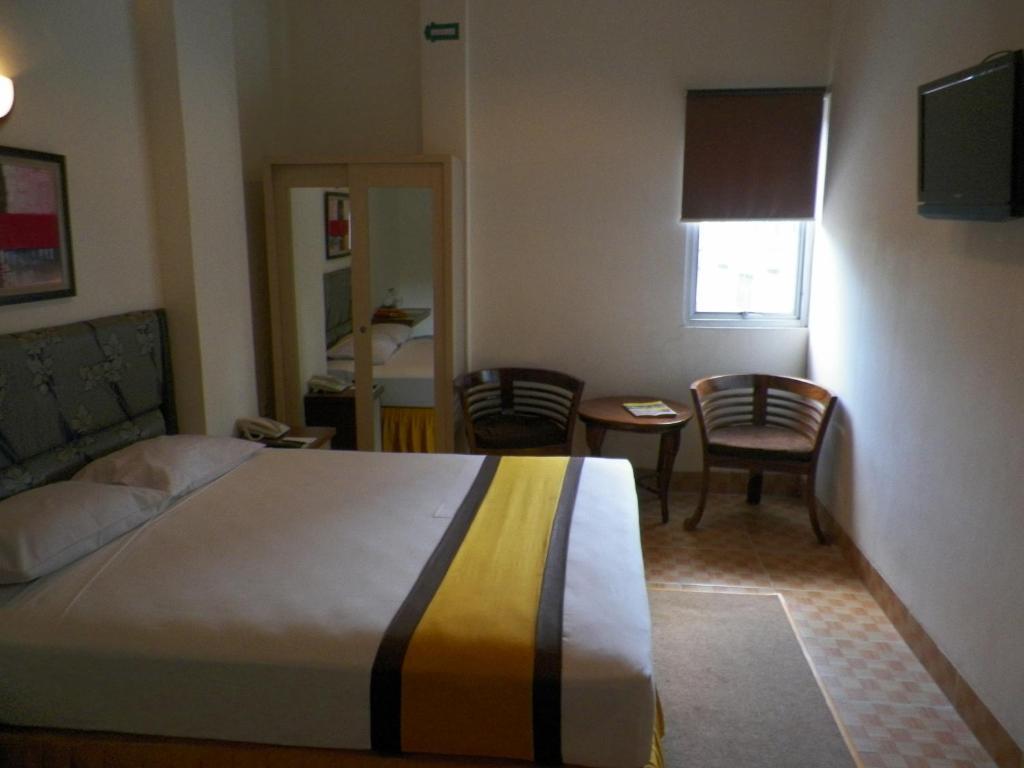 Al-Badar Hotel Syariah マカッサル エクステリア 写真